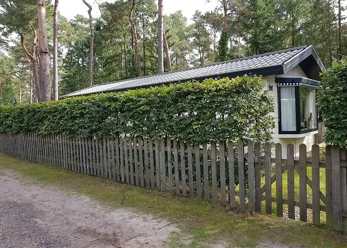 Mooi Met Grote Tuin Op 4 Sterren Park. Lägenhet Doornspijk
