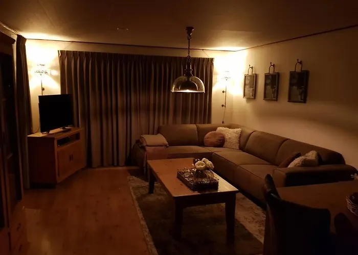 Apartament Mooi Met Grote Tuin Op 4 Sterren Park.