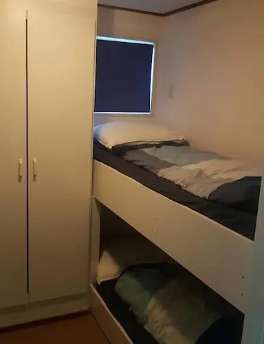 Mooi Met Grote Tuin Op 4 Sterren Park. *